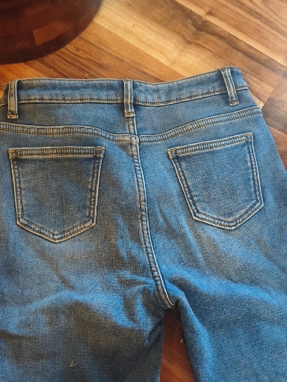 Women's Cropped Skinny Sherpa-Lined Jeans - Blue Jeans (Petite 27) - Picture 8 of 13